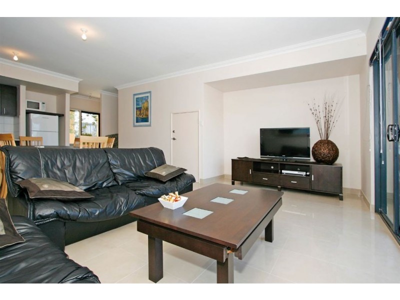 21/19 San Marco Quays, Halls Head WA 6210