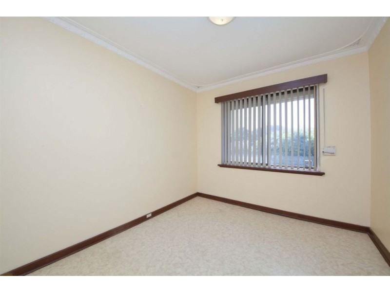 17 Wardle Road, Beaconsfield WA 6162