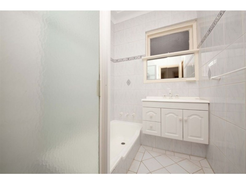 17 Wardle Road, Beaconsfield WA 6162