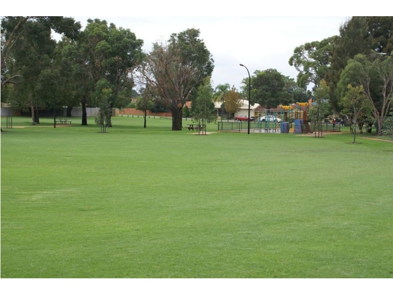 15 Rivett Way, Brentwood WA 6153