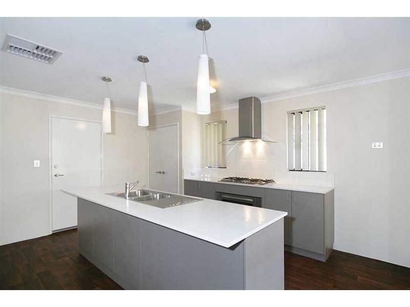 20 Archdale Loop, Piara Waters WA 6112