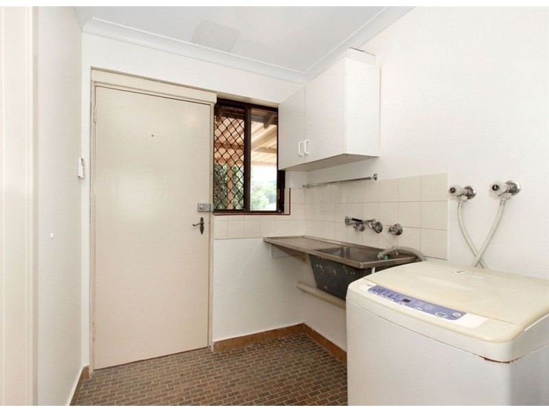 1/29 Lensham Place, Armadale WA 6112