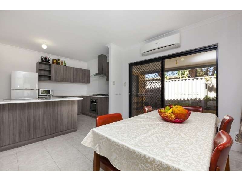 35A Chadwick Street, Hilton WA 6163