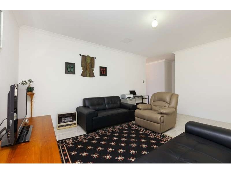 35A Chadwick Street, Hilton WA 6163