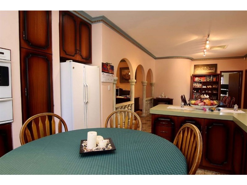 51 Falstaff Crescent, Spearwood WA 6163