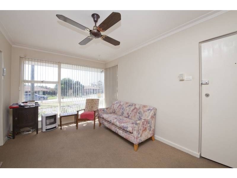 9A Fitzwater Way, Spearwood WA 6163