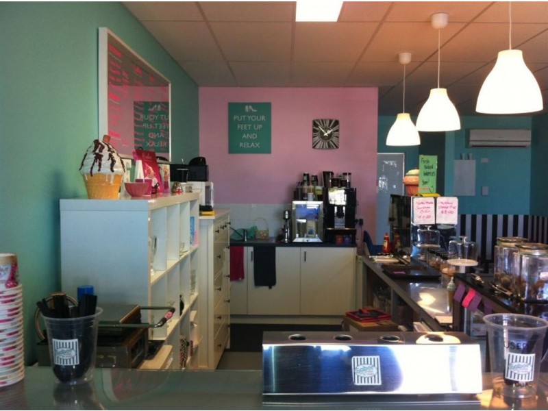 2/2 Brushfoot Boulevard, Hammond Park WA 6164