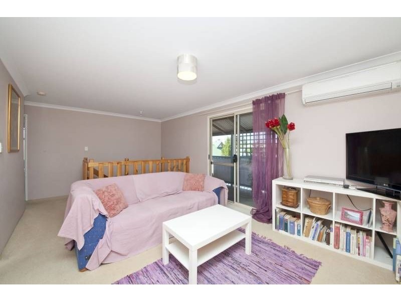 250A Carrington Street, Hilton WA 6163