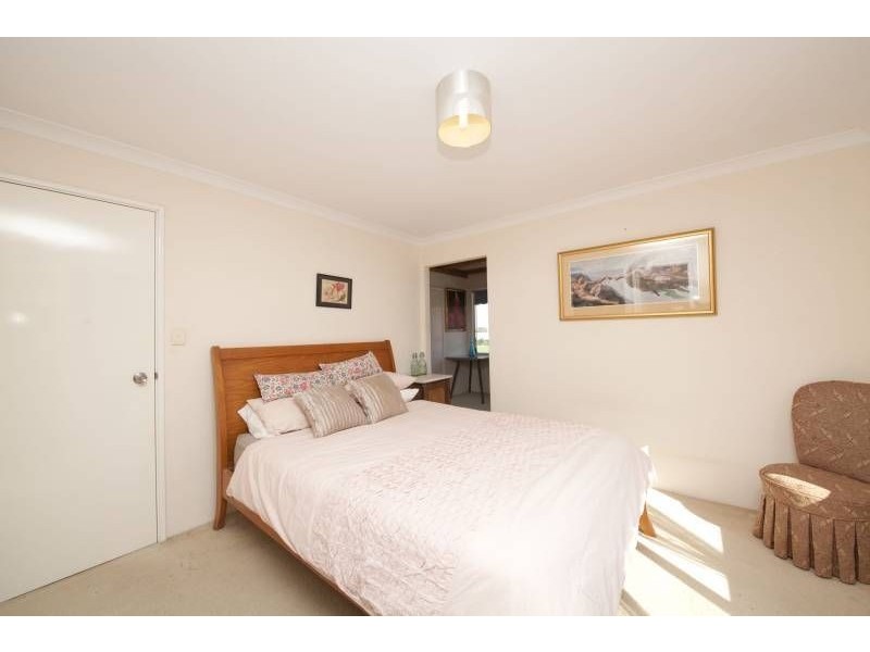 250A Carrington Street, Hilton WA 6163