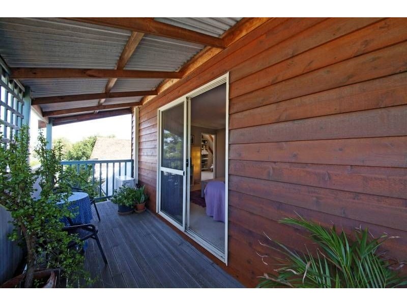 250A Carrington Street, Hilton WA 6163