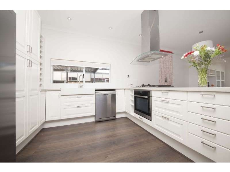 30 Redmond Street, Hamilton Hill WA 6163