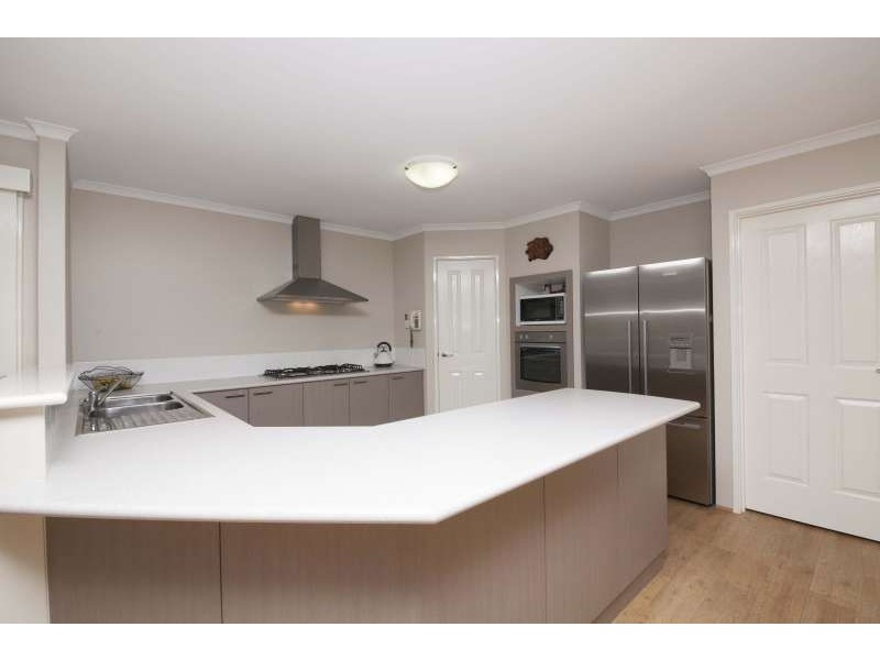 32A Lavinia Crescent, Coolbellup WA 6163