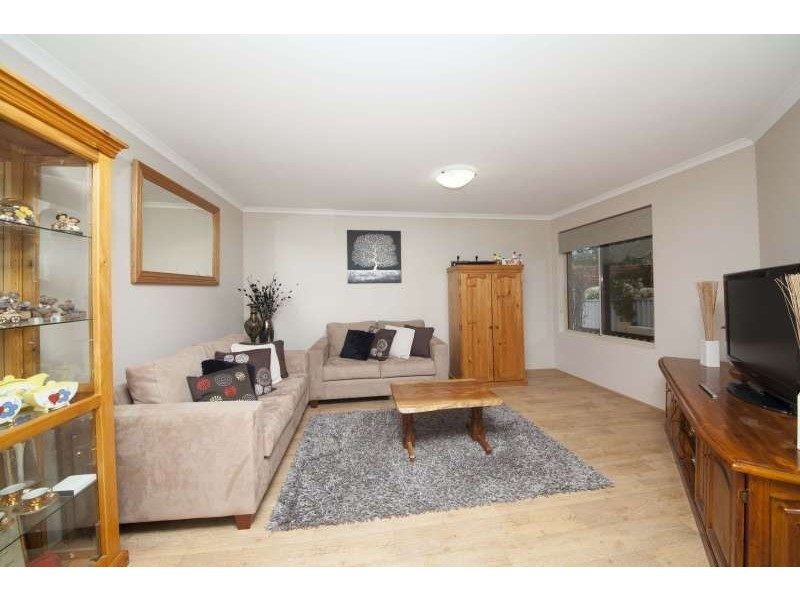 32A Lavinia Crescent, Coolbellup WA 6163