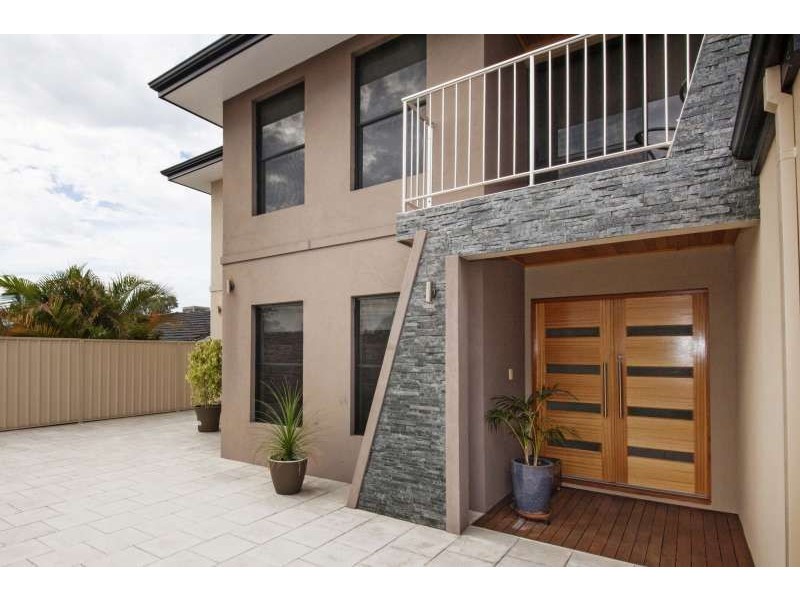 23 Ives Street, Hamilton Hill WA 6163