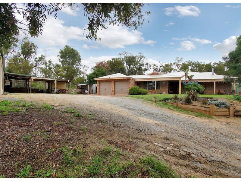 289 Mandogalup Road, Hope Valley WA 6165