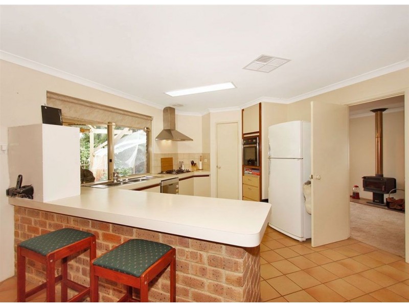 289 Mandogalup Road, Hope Valley WA 6165