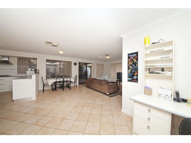 12 Danielson Way, Beeliar WA 6164