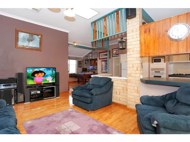 12 Michigan Heights, Success WA 6164