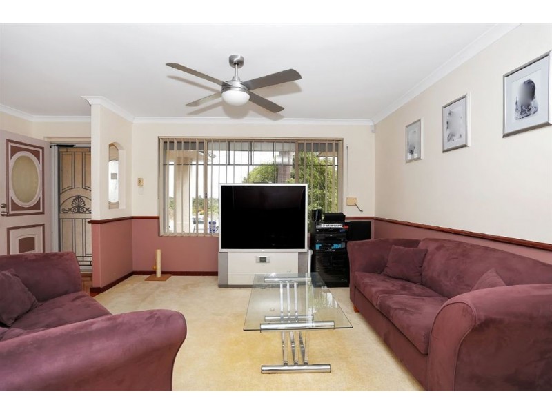 12 Michigan Heights, Success WA 6164