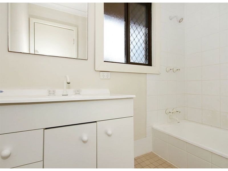 6 Caliban Way, Coolbellup WA 6163