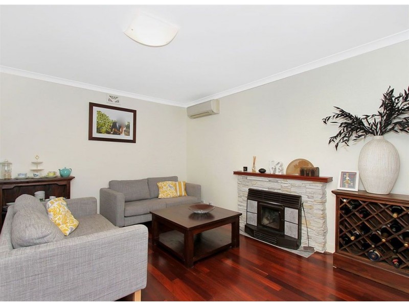 6 Caliban Way, Coolbellup WA 6163