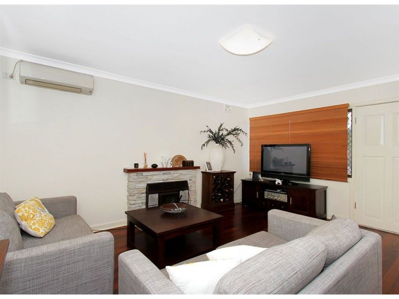 6 Caliban Way, Coolbellup WA 6163