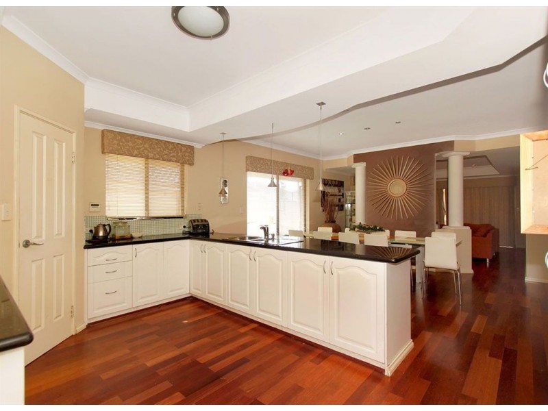 14 Gadsden Terrace, Success WA 6164