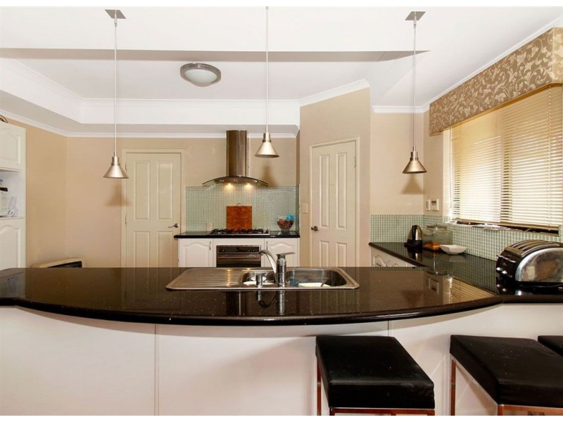 14 Gadsden Terrace, Success WA 6164