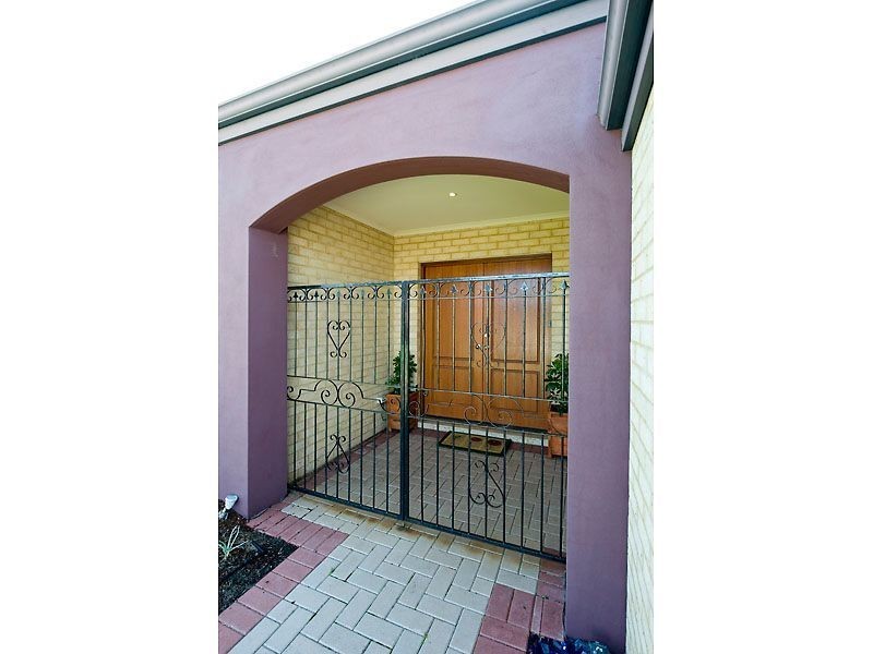 26 Bucat Street, Hamilton Hill WA 6163