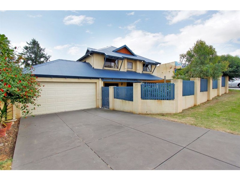 7a Greenslade Street, Hamilton Hill WA 6163
