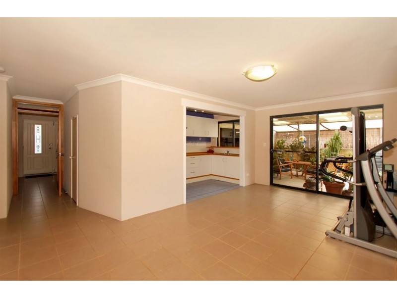 7a Greenslade Street, Hamilton Hill WA 6163