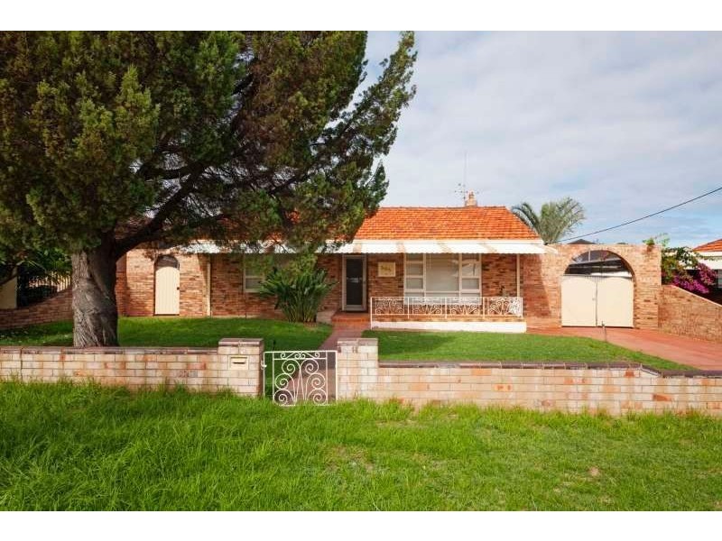 205 Healy Road, Hamilton Hill WA 6163