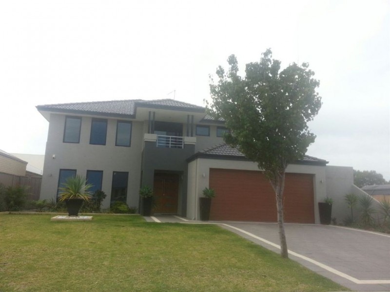 17 Hamelin Drive, Munster WA 6166