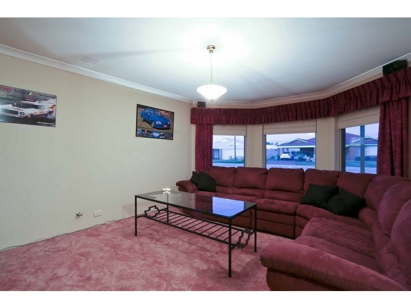 1 Canton Vista, Canning Vale WA 6155