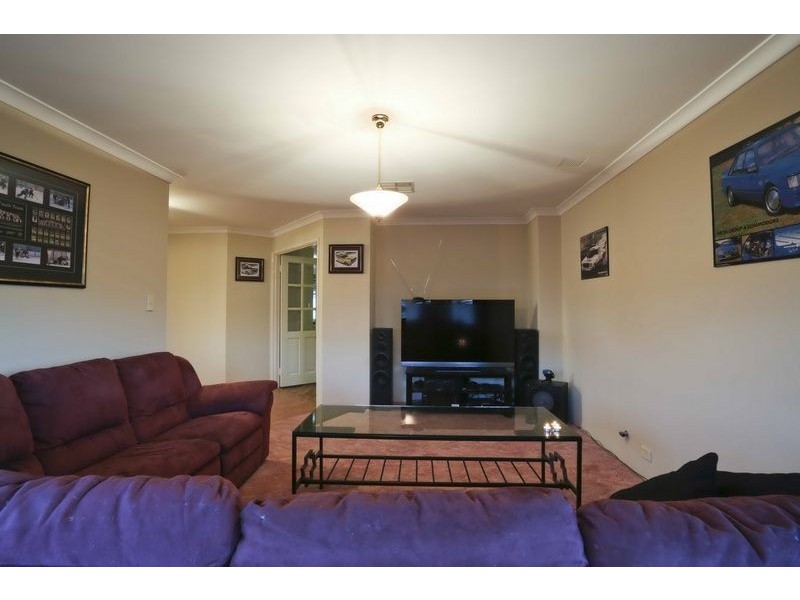 1 Canton Vista, Canning Vale WA 6155