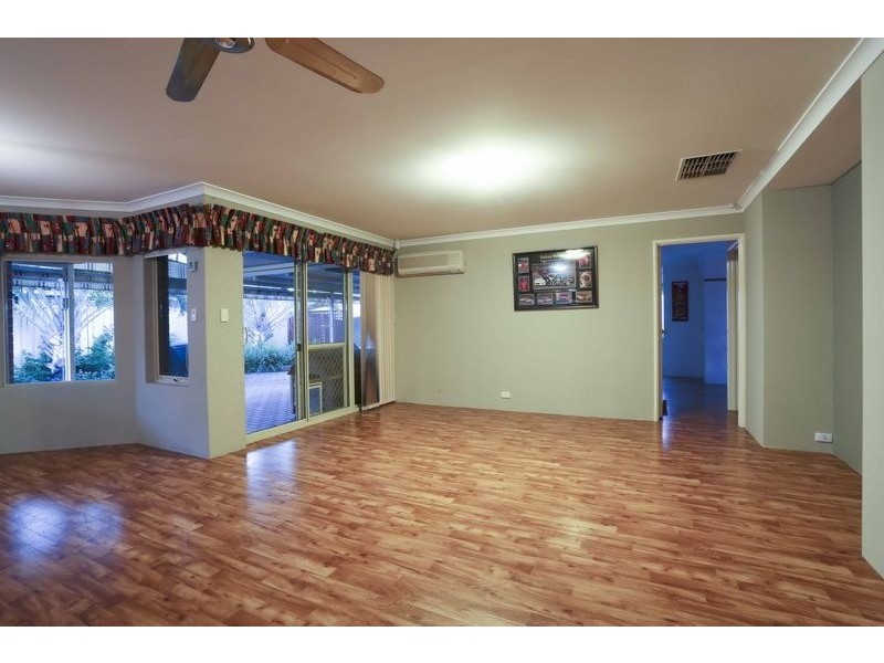 1 Canton Vista, Canning Vale WA 6155
