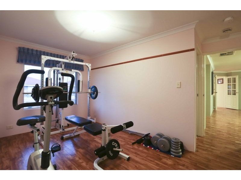 1 Canton Vista, Canning Vale WA 6155