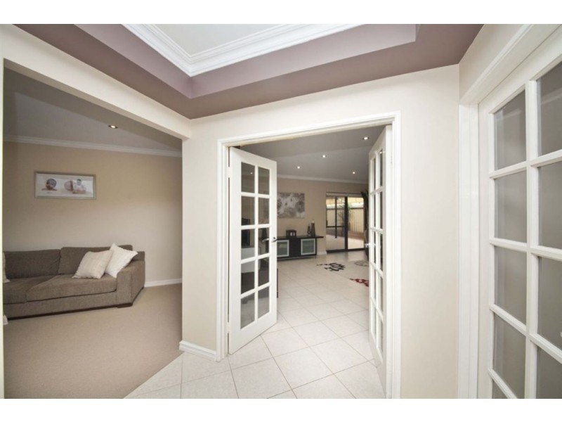 6 Zukova Close, Spearwood WA 6163