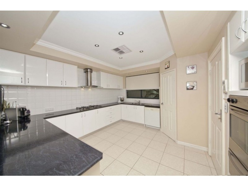 6 Zukova Close, Spearwood WA 6163