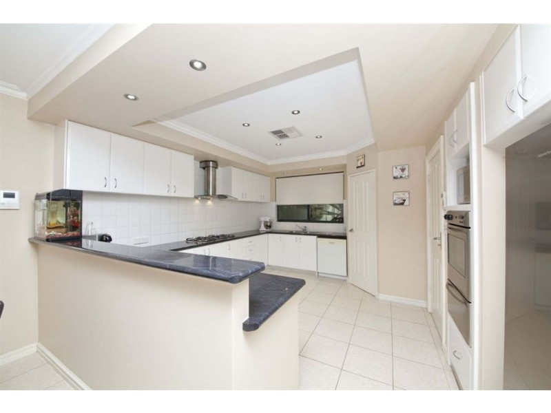 6 Zukova Close, Spearwood WA 6163