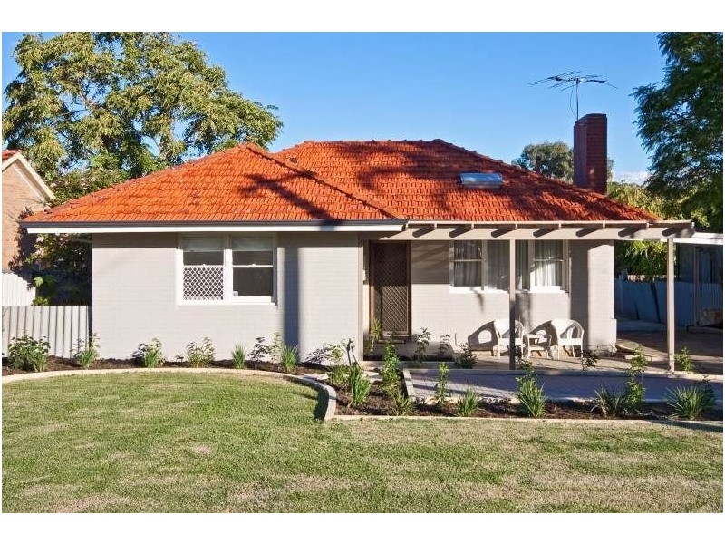23 Caliban Way, Coolbellup WA 6163
