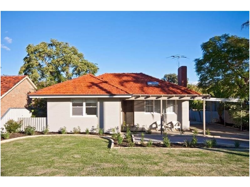 23 Caliban Way, Coolbellup WA 6163