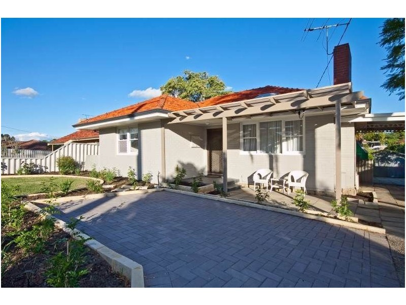 23 Caliban Way, Coolbellup WA 6163