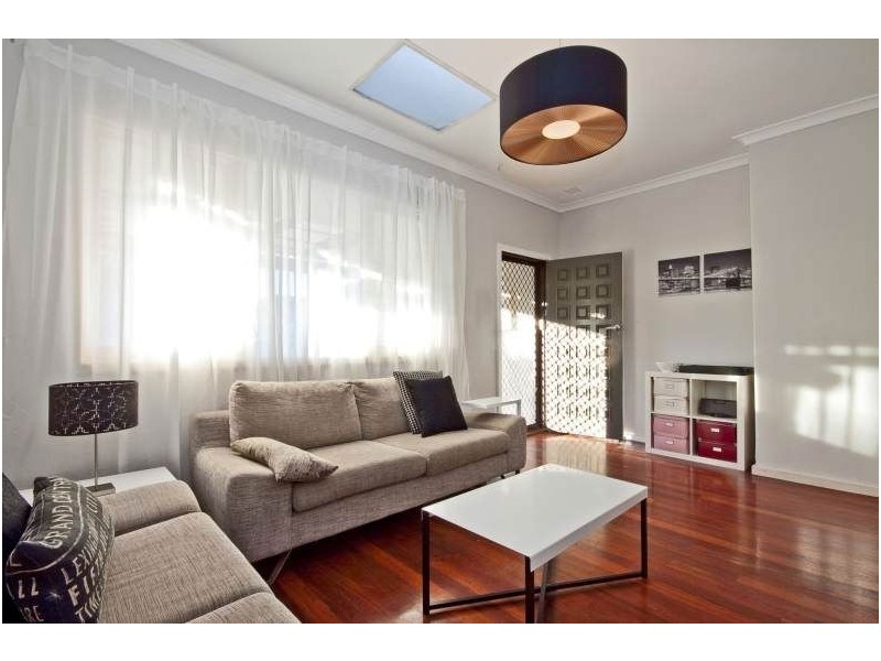 23 Caliban Way, Coolbellup WA 6163