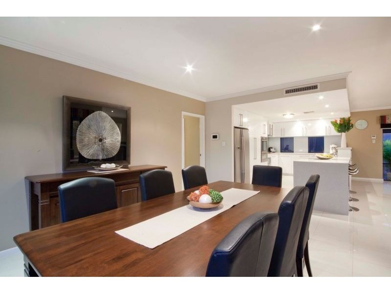 17 Hamelin Drive, Munster WA 6166