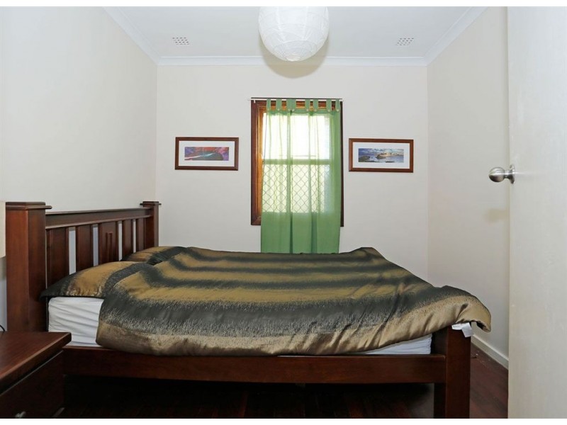 38 Redmond Road, Hamilton Hill WA 6163