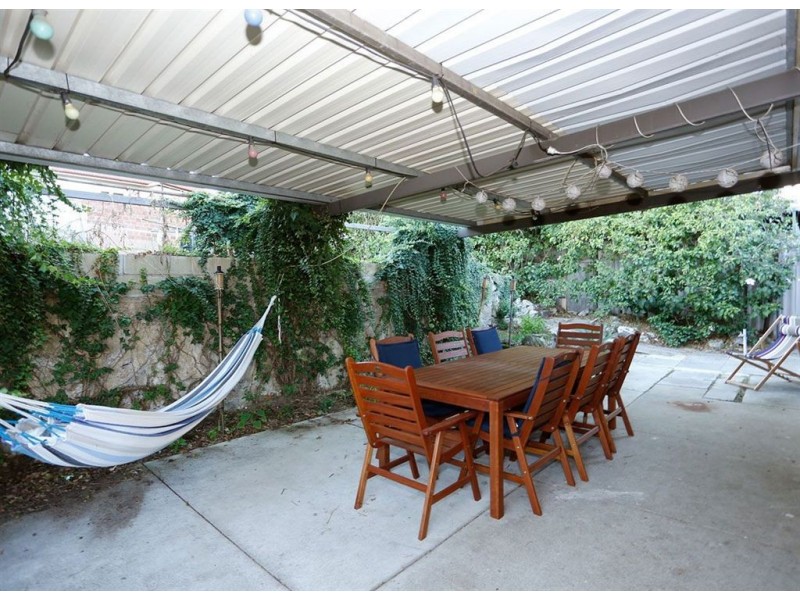 38 Redmond Road, Hamilton Hill WA 6163