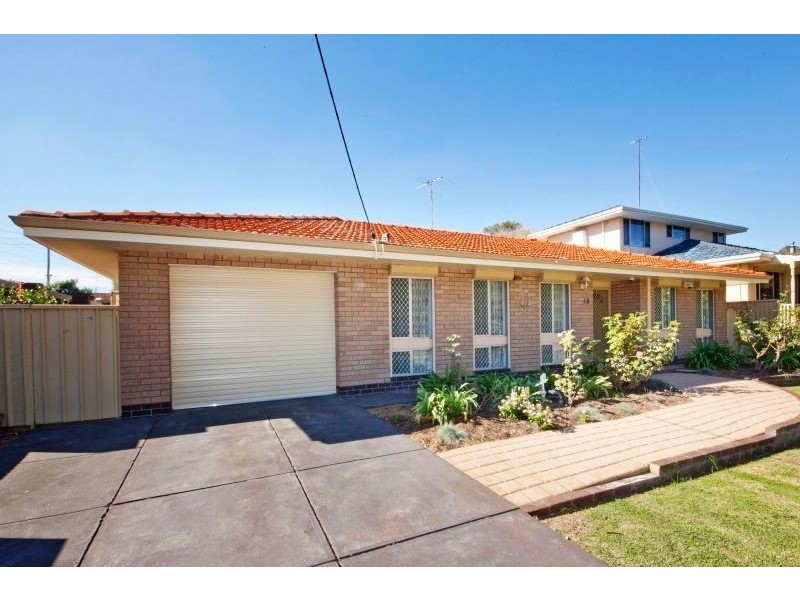 18 Glenister Road, Hamilton Hill WA 6163