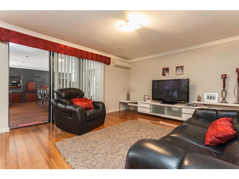 1 Leschenault Boulevard, Munster WA 6166