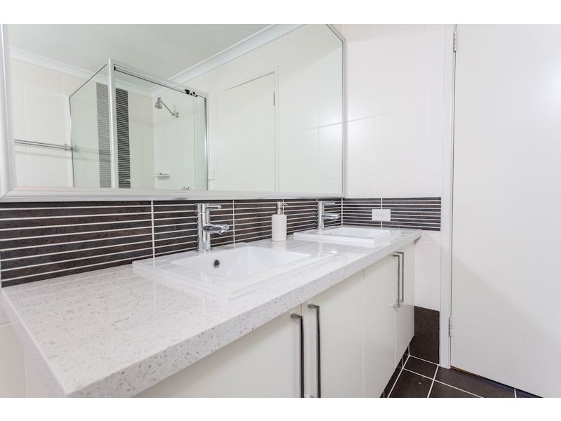 1 Leschenault Boulevard, Munster WA 6166